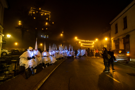 Luči pravljične Šutne (22)